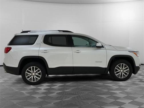 2018 GMC Acadia SLE-2