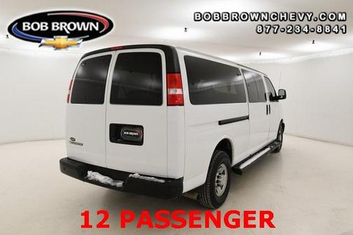 2022 Chevrolet Express 3500 LS