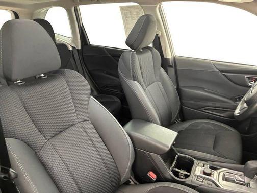 Brilliant Bronze Metallic 2024 Subaru Forester Premium