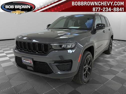 Gray 2025 Jeep Grand Cherokee Laredo