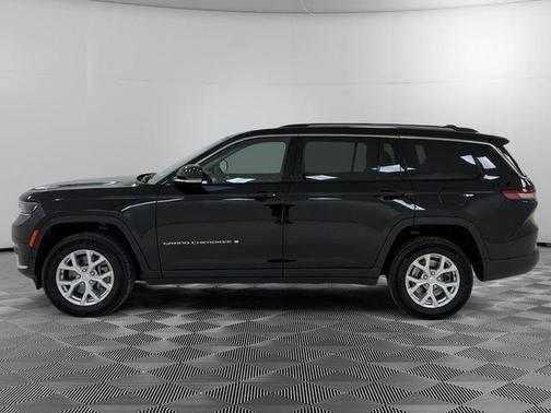 Black 2023 Jeep Grand Cherokee L Limited