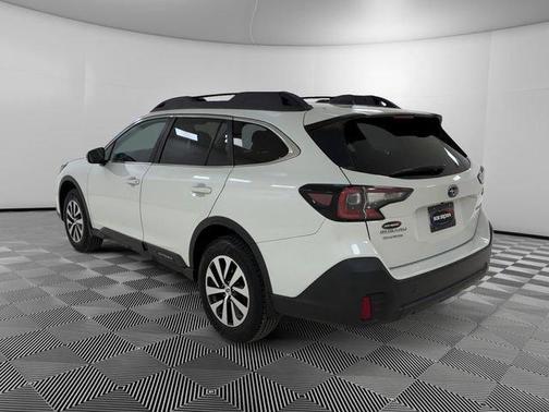 Crystal White Pearl 2022 Subaru Outback Premium