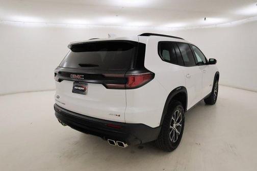 2024 GMC Acadia AT4