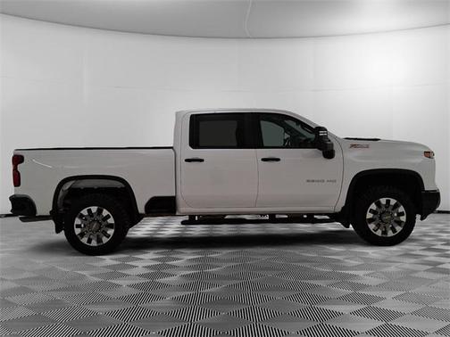 2025 Chevrolet Silverado 2500 Custom