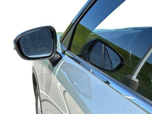 Silver 2022 Mitsubishi Outlander ES