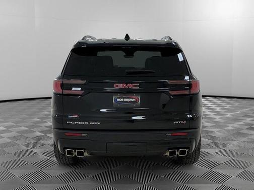 2024 GMC Acadia AT4