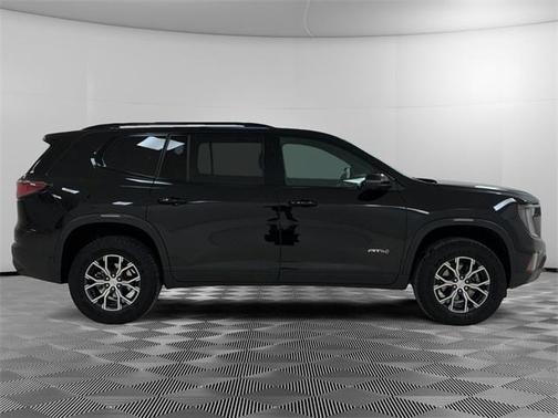2024 GMC Acadia AT4
