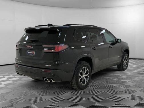 2024 GMC Acadia AT4