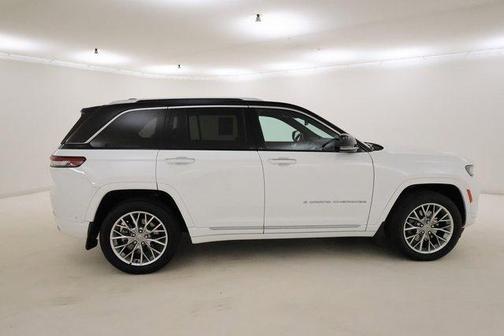 2023 Jeep Grand Cherokee 4xe Summit