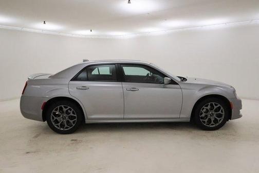 2018 Chrysler 300 S