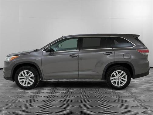 2016 Toyota Highlander LE