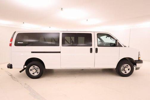 2024 Chevrolet Express 3500 LT