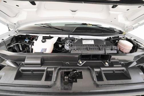 2024 Chevrolet Express 3500 LT