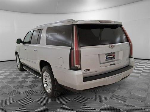 2016 Cadillac Escalade ESV Luxury