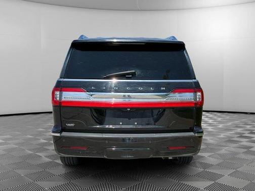 Black 2019 Lincoln Navigator Select