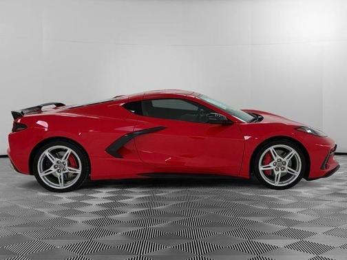 2020 Chevrolet Corvette Stingray w/2LT