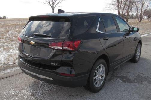 Mosaic Black Metallic 2024 Chevrolet Equinox LT