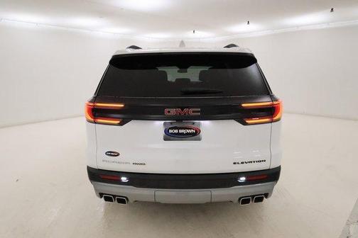2025 GMC Acadia Elevation