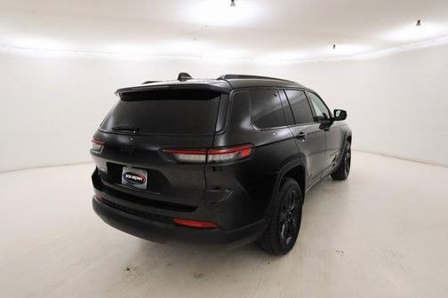 2021 Jeep Grand Cherokee L Laredo