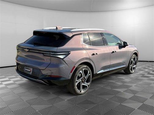 2026 Chevrolet Equinox EV LT 2