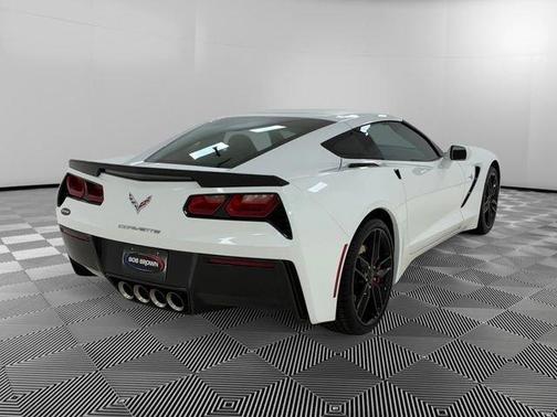 White 2019 Chevrolet Corvette Stingray