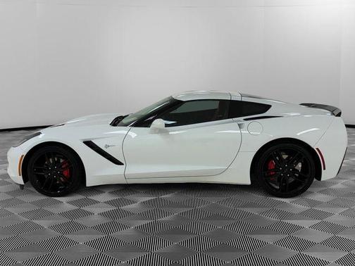 White 2019 Chevrolet Corvette Stingray