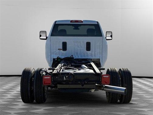 2026 Chevrolet Silverado 3500 WT