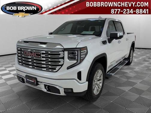White Frost Tri-Coat 2024 GMC Sierra 1500 Denali