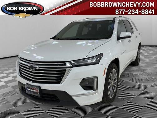 Summit White 2022 Chevrolet Traverse Premier