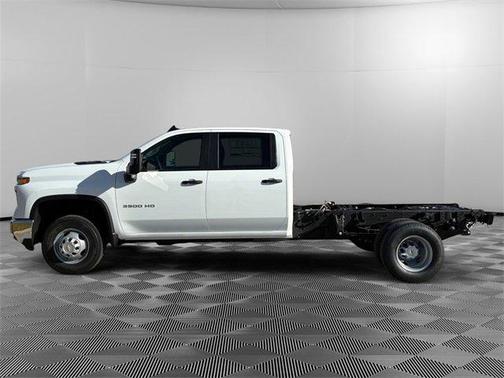 2026 Chevrolet Silverado 3500 WT