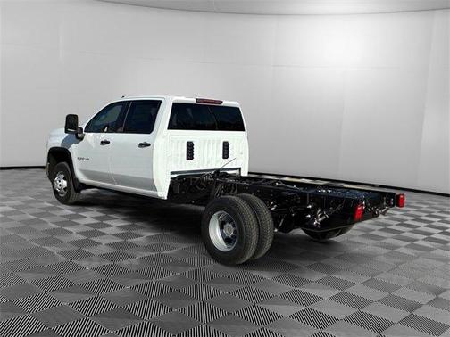2026 Chevrolet Silverado 3500 WT