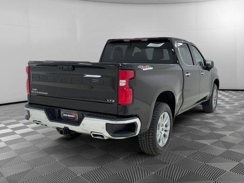 Black 2022 Chevrolet Silverado 1500 LTZ