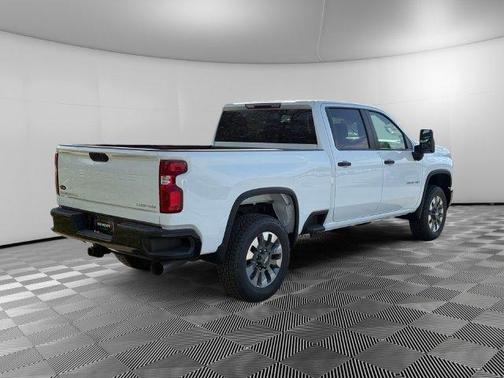 White 2026 Chevrolet Silverado 2500 Custom