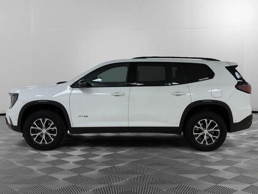 2024 GMC Acadia AT4