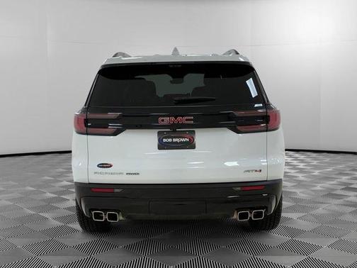 2024 GMC Acadia AT4