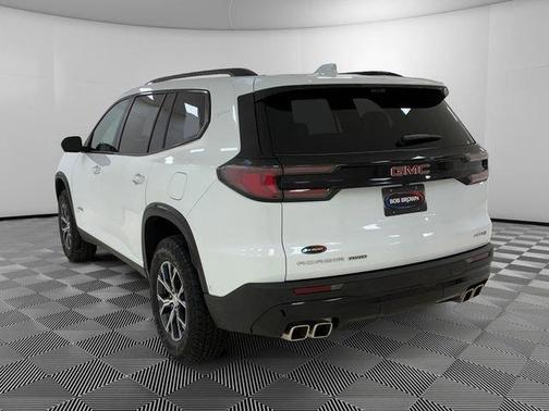 2024 GMC Acadia AT4