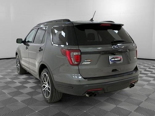 Gray 2018 Ford Explorer sport
