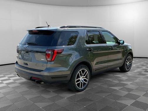 Gray 2018 Ford Explorer sport