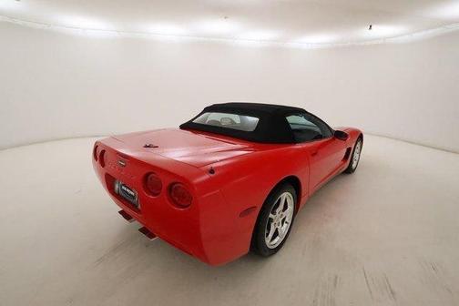 2000 Chevrolet Corvette Base