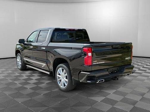 Black 2026 Chevrolet Silverado 1500 High Country