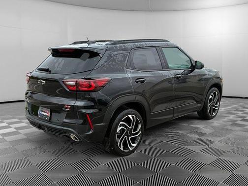 Mosaic Black Metallic 2024 Chevrolet Trailblazer RS