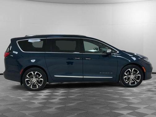 2021 Chrysler Pacifica Pinnacle