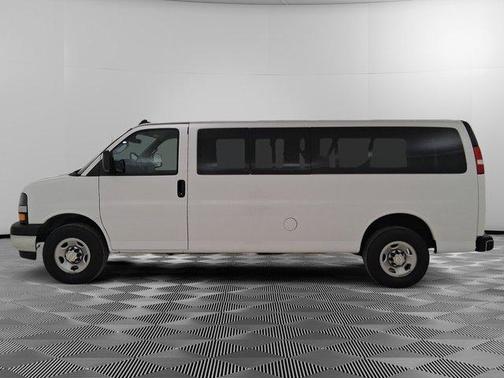 2024 Chevrolet Express 3500 LT