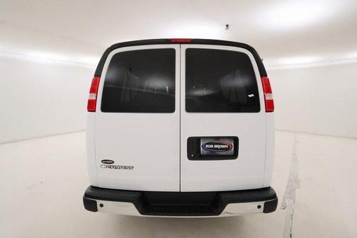 2024 Chevrolet Express 3500 LT