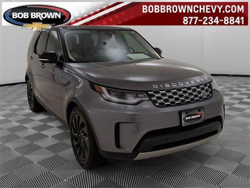 2024 Land Rover Discovery P300 S