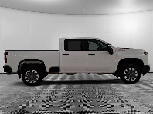 2025 Chevrolet Silverado 2500 Custom