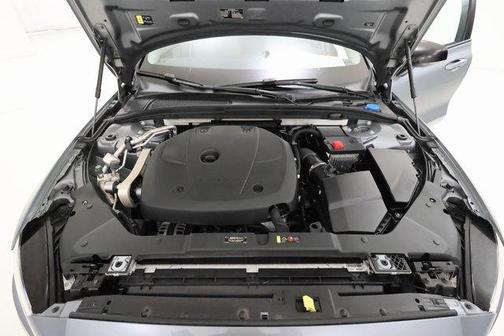 2021 Volvo S60 T5 Momentum