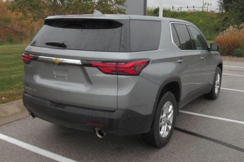 2023 Chevrolet Traverse LS