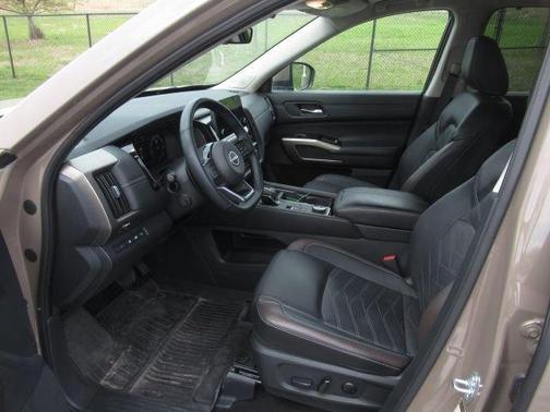 Baja Storm 2024 Nissan Pathfinder Platinum