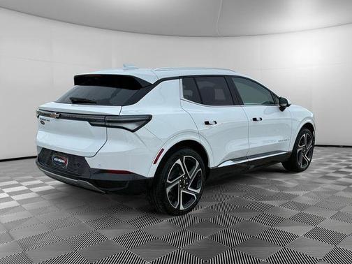 2026 Chevrolet Equinox EV LT 2